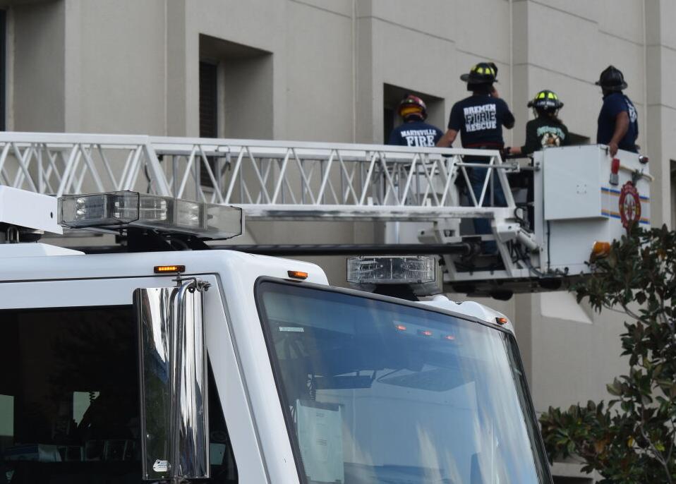 VNfiretruck031721